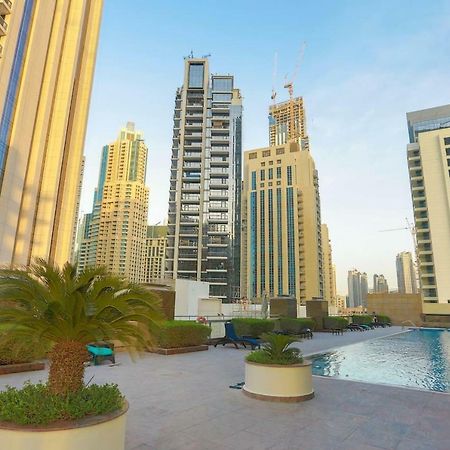 Prime Retreats - Downtown Dubai Apartment Bagian luar foto