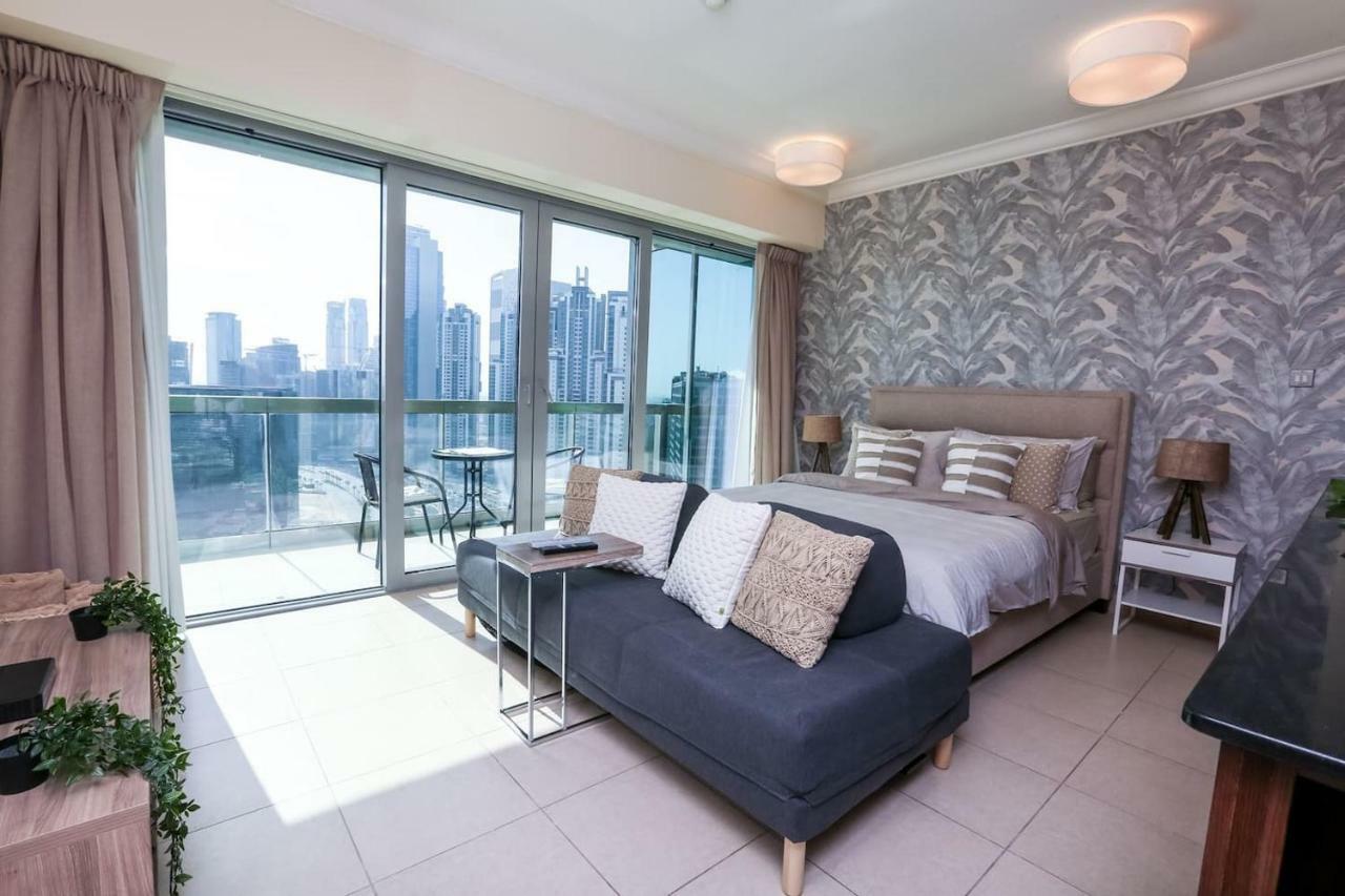 Prime Retreats - Downtown Dubai Apartment Bagian luar foto